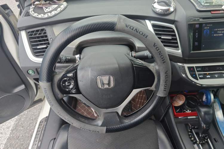 Used Honda Jade 2014 1.8L Automatic Comfort Elite Version 5 Seats Steering Wheel