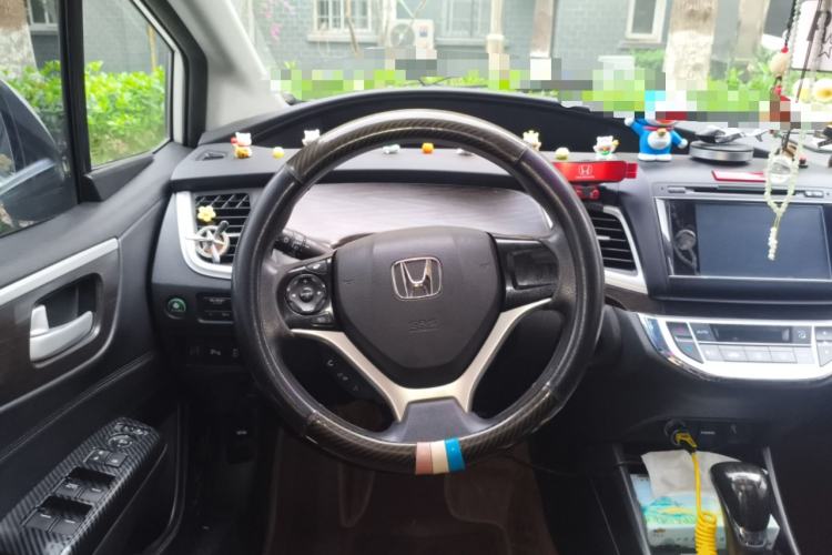 Used Honda Jade 2014 1.8L Automatic Comfort Elite Version 5 Seats Steering Wheel