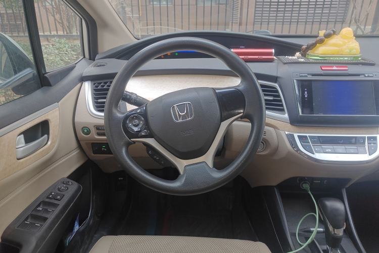Used Honda Jade 2014 1.8L Automatic Comfort Elite Version 5 Seats Steering Wheel