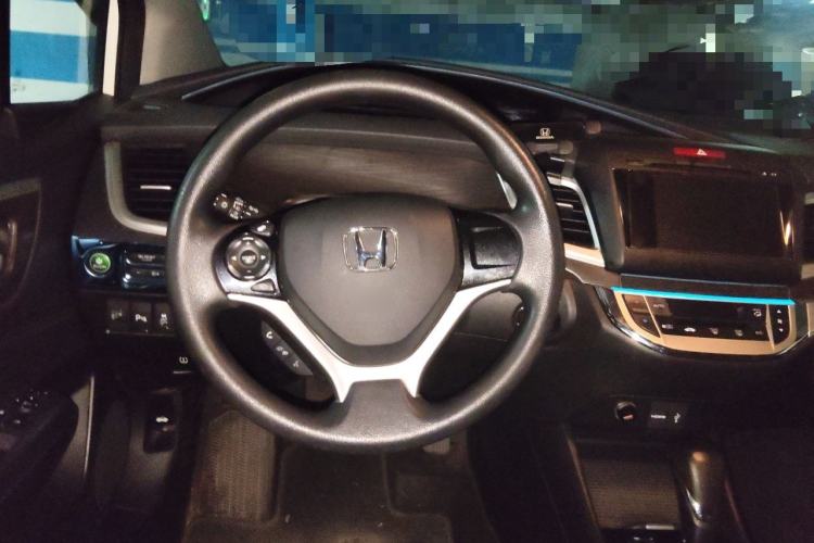 Used Honda Jade 2014 1.8L Automatic Comfort Elite Version 5 Seats Steering Wheel