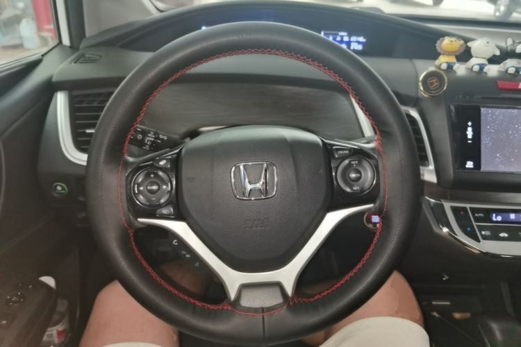 Used Honda Jade 2014 1.8L CVT Luxury Edition 5 seats Steering Wheel