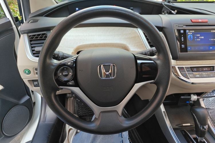 Used Honda Jade 2014 1.8L Automatic Comfort Elite Version 5 Seats Steering Wheel