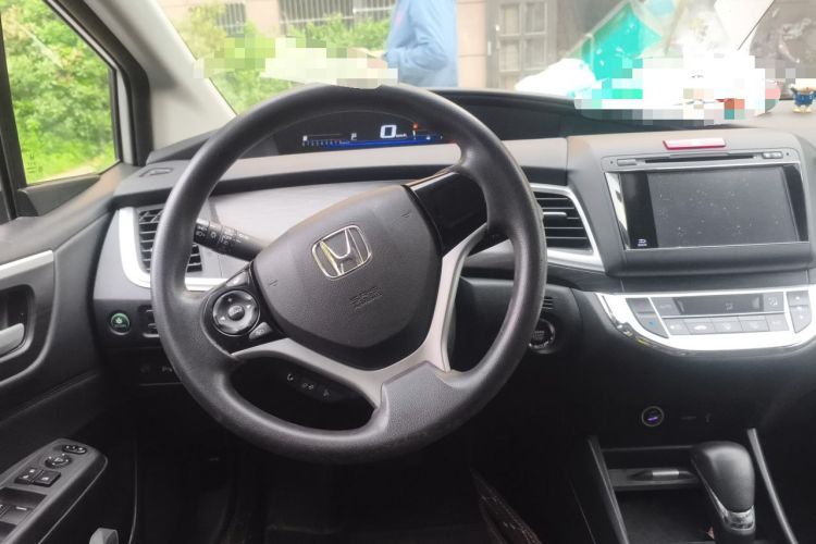 Used Honda Jade 2014 1.8L Automatic Comfort Elite Version 5 Seats Steering Wheel