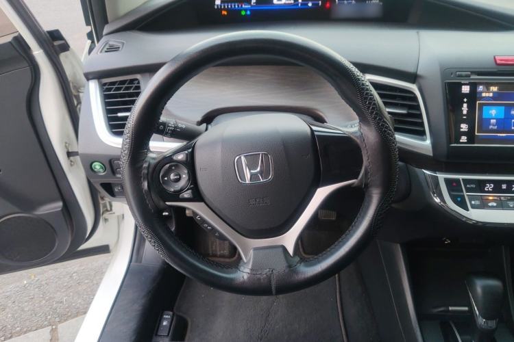 Used Honda Jade 2014 1.8L Automatic Comfort Elite Version 5 Seats Steering Wheel