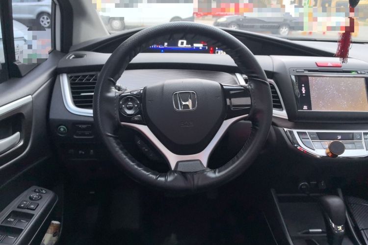 Used Honda Jade 2014 1.8L Automatic Comfort Elite Version 5 Seats Steering Wheel