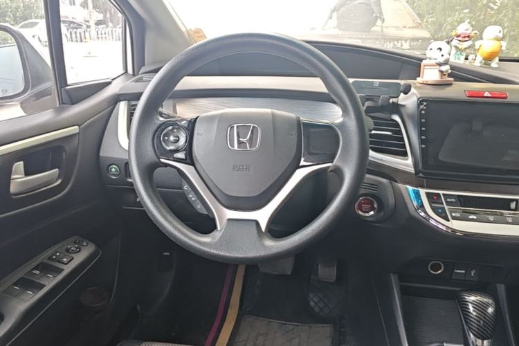 Used Honda Jade 2014 1.8L Automatic Comfort Elite Version 5 Seats Steering Wheel