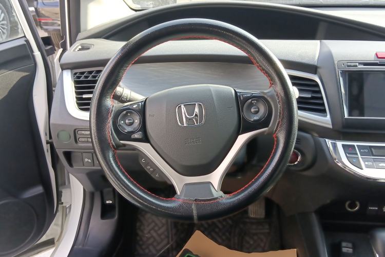 Used Honda Jade 2014 1.8L CVT Luxury Edition 5 seats Steering Wheel