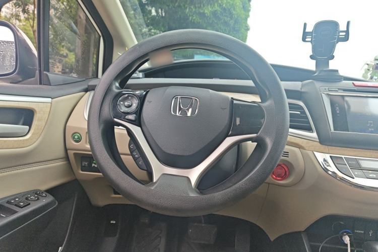 Used Honda Jade 2014 1.8L Automatic Comfort Elite Version 5 Seats Steering Wheel