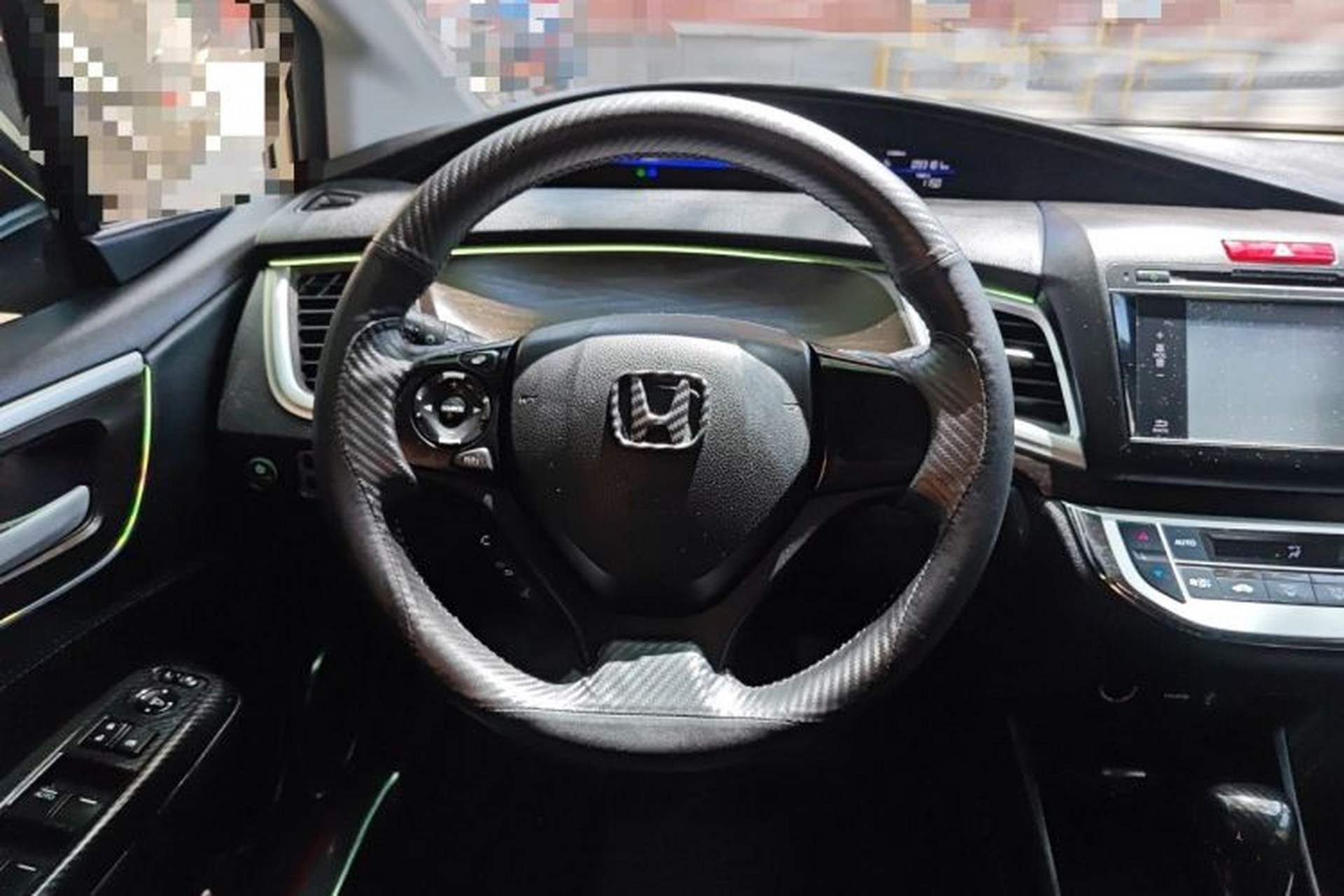 Used Honda Jade 2014 1.8L Automatic Comfort Elite Version 5 Seats Steering Wheel