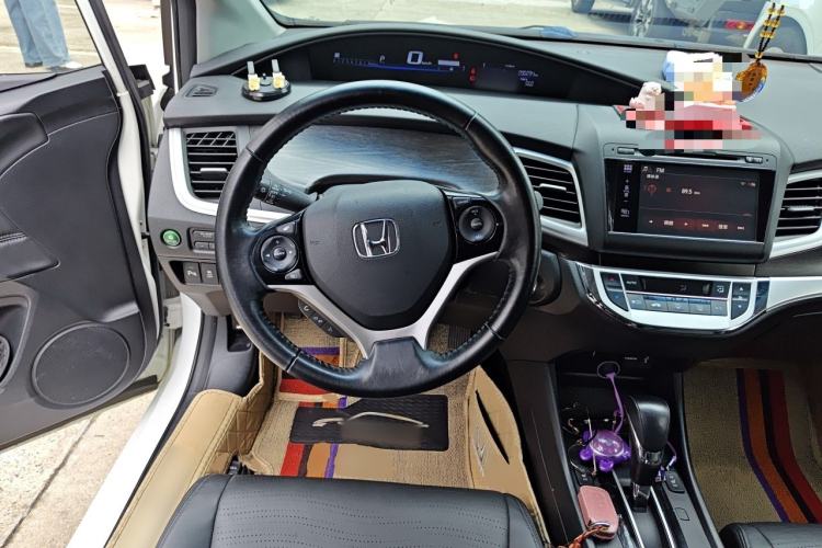 Used Honda Jade 2014 1.8L CVT Luxury Prestige Edition 5 Seats Steering Wheel
