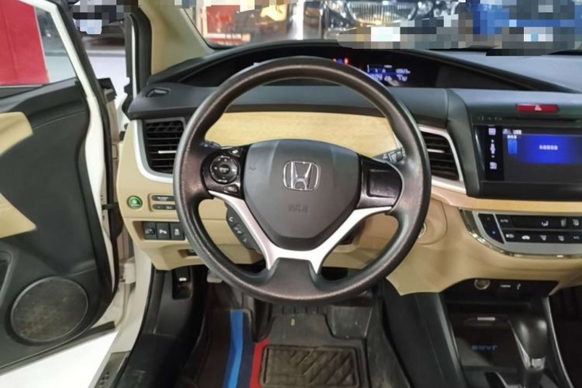 Used Honda Jade 2014 1.8L Automatic Comfort Elite Version 5 Seats Steering Wheel