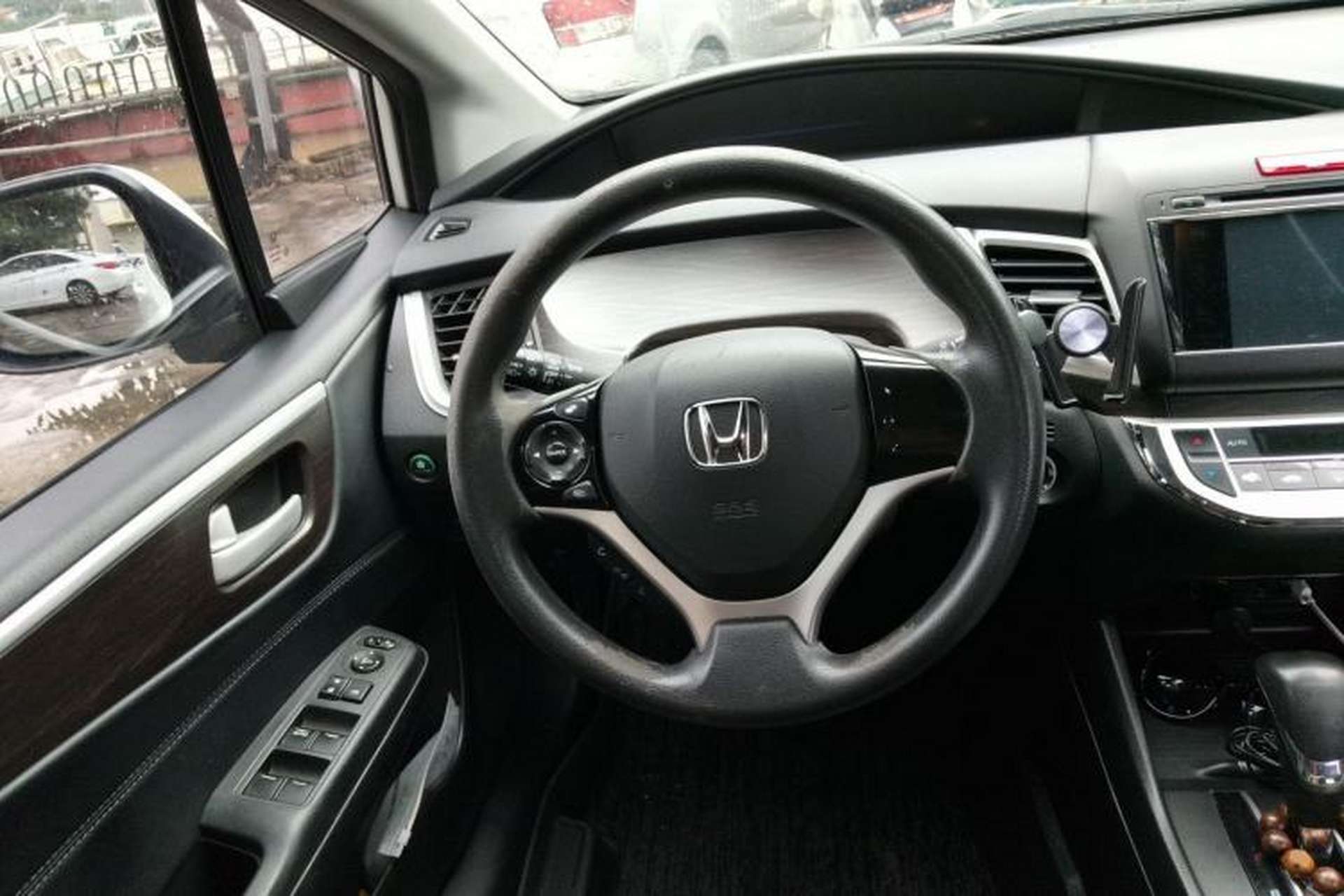Used Honda Jade 2014 1.8L Automatic Comfort Elite Version 5 Seats Steering Wheel