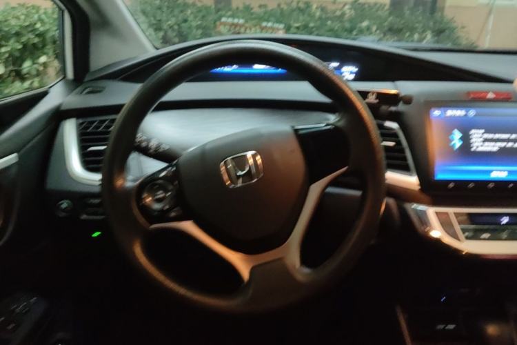 Used Honda Jade 2014 1.8L Automatic Comfort Elite Version 5 Seats Steering Wheel