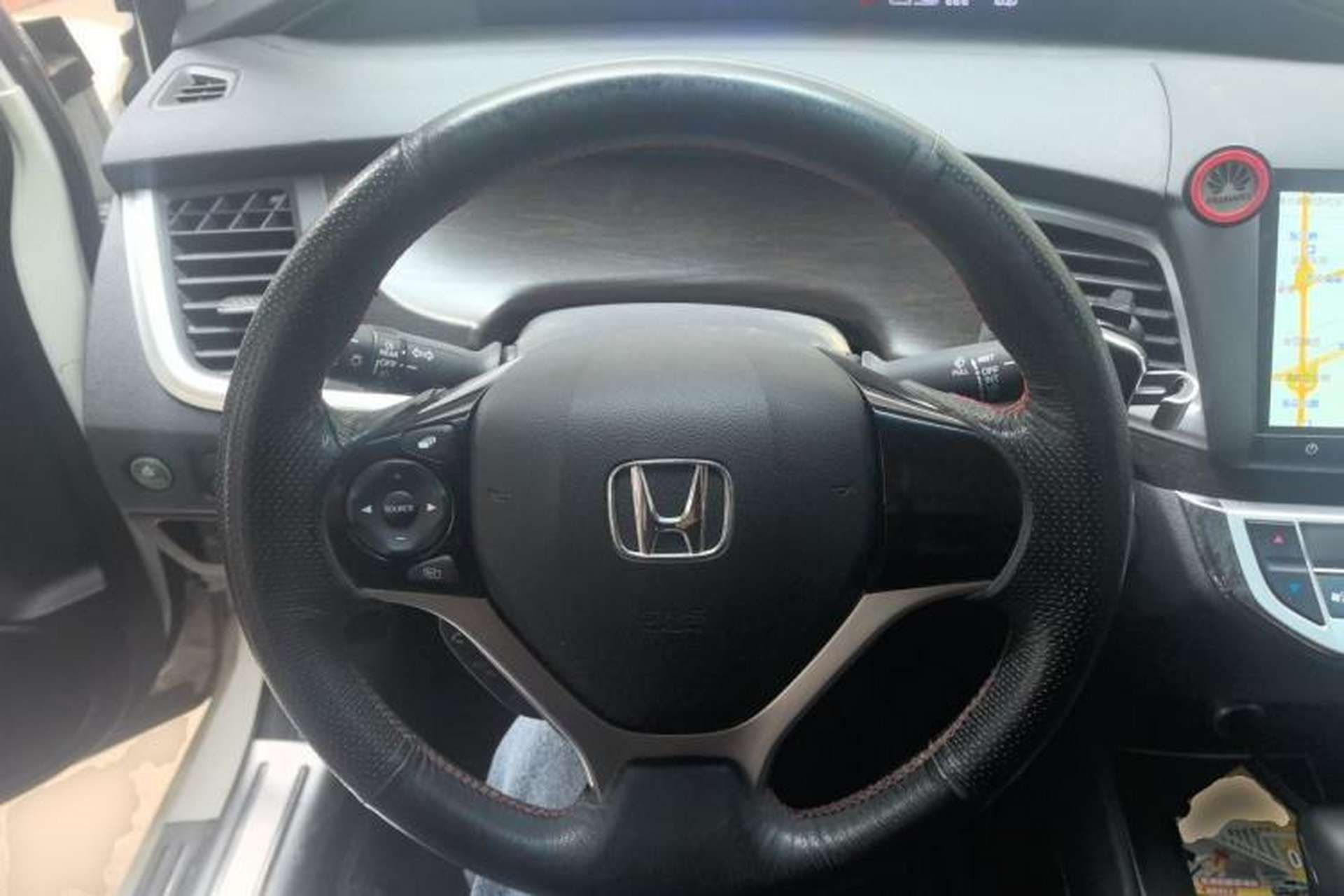 Used Honda Jade 2014 1.8L Automatic Comfort Elite Version 5 Seats Steering Wheel