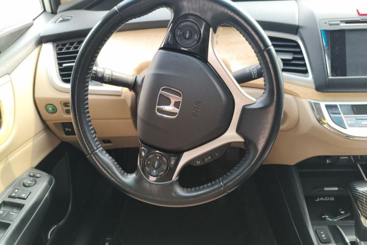Used Honda Jade 2014 1.8L CVT Luxury Prestige Edition 5 Seats Steering Wheel