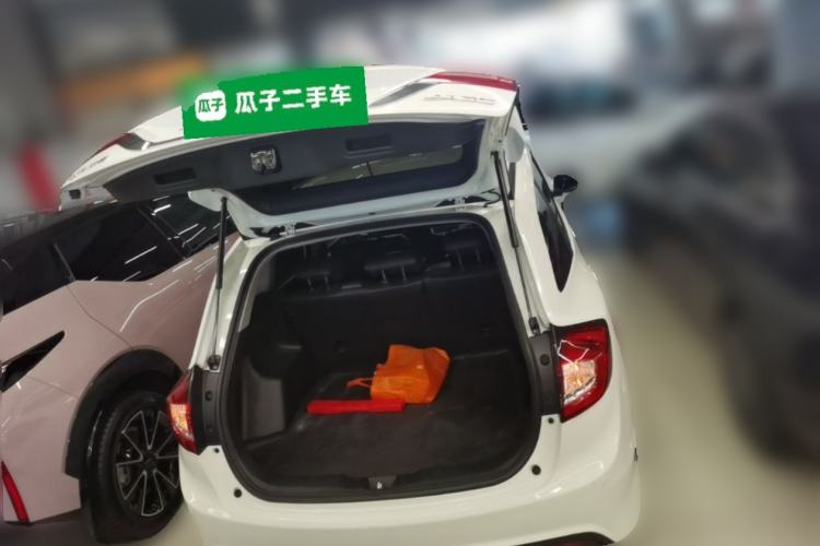 Used Honda Jade 2014 1.8L Automatic Comfort Elite Version 5 Seats Trunk
