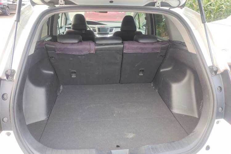 Used Honda Jade 2014 1.8L Automatic Comfort Elite Version 5 Seats Trunk
