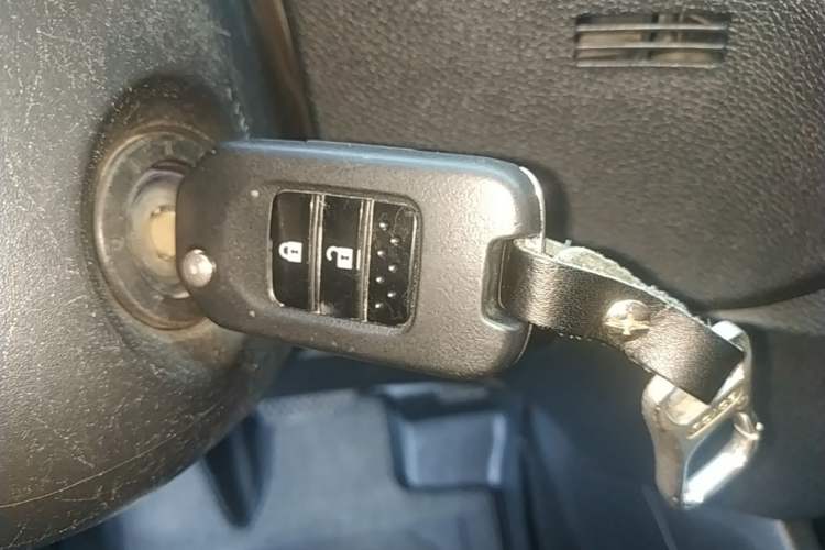 Used Honda Jade 2014 1.8L Automatic Comfort Elite Version 5 Seats Vehicle Key