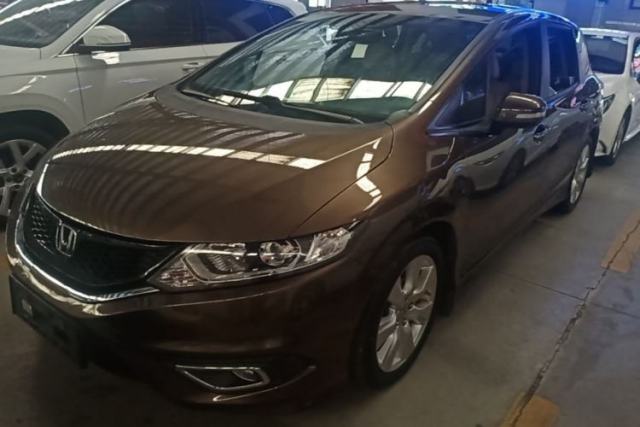 Used Honda Jade 2014 1.8L Automatic Comfort Elite Version 5 Seats