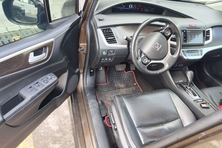 Used Honda Jade 2014 1.8L CVT Luxury Edition 5 seats Driver Seat