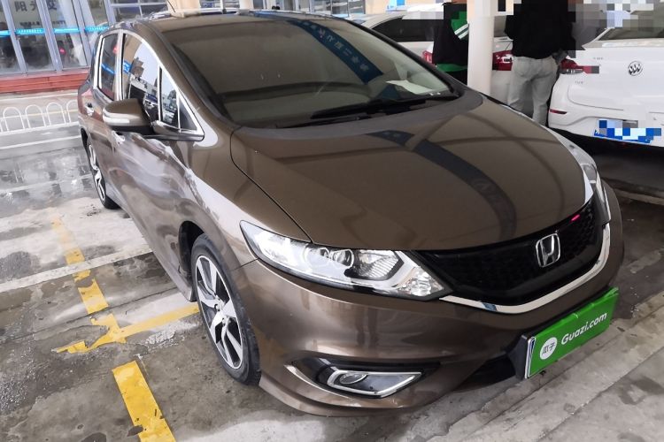 Used Honda Jade 2014 1.8L CVT Luxury Prestige Edition 5 Seats Front Right 45 Deg