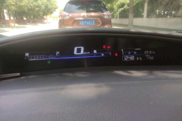 Used Honda Jade 2014 1.8L Automatic Comfort Elite Version 5 Seats Instrument Cluster