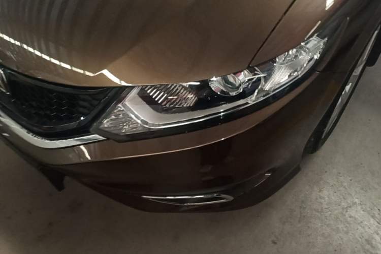 Used Honda Jade 2014 1.8L Automatic Comfort Elite Version 5 Seats Left Front Headlight