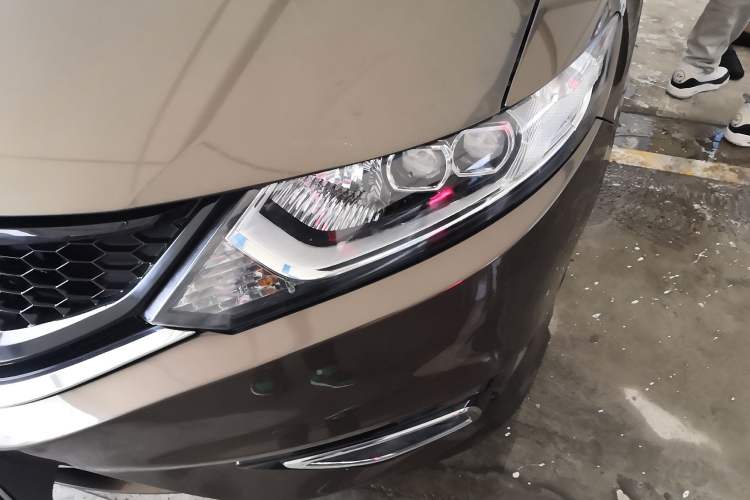 Used Honda Jade 2014 1.8L CVT Luxury Prestige Edition 5 Seats Left Front Headlight