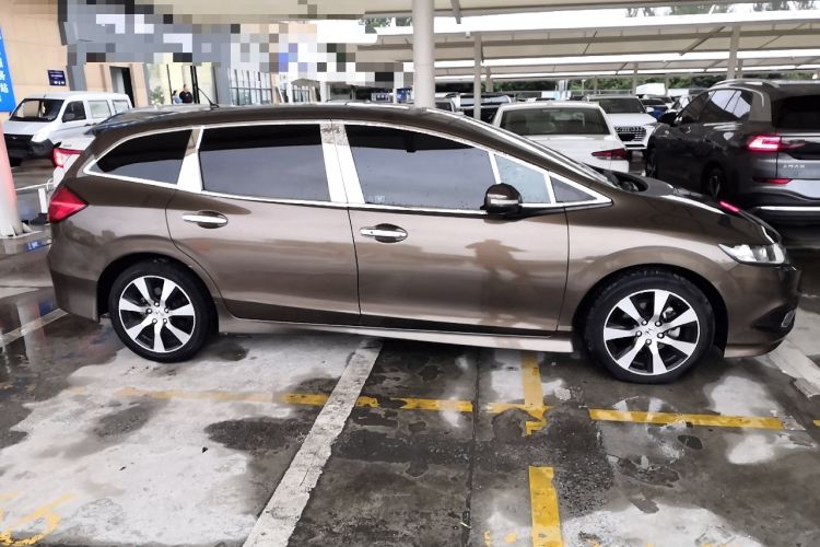Used Honda Jade 2014 1.8L CVT Luxury Prestige Edition 5 Seats Right Side