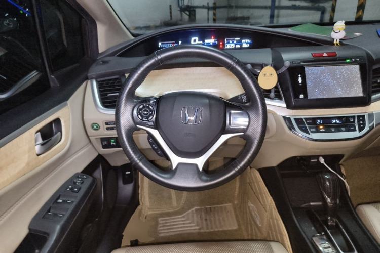 Used Honda Jade 2014 1.8L Automatic Comfort Elite Version 5 Seats Steering Wheel