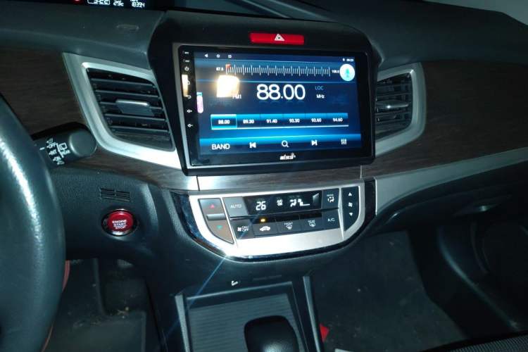 Used Honda Jade 2016 1.8L Automatic Comfort Elite Version 5 Seats Audio And AC Panel