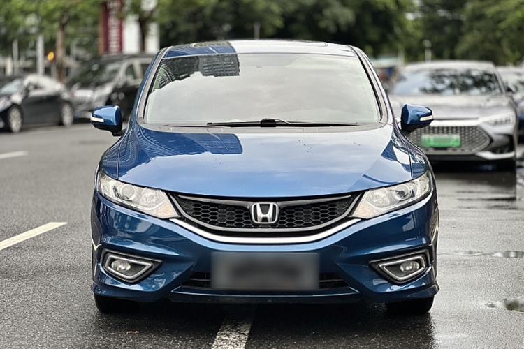 Used Honda Jade 2016 1.8L Automatic Comfort Elite Version 5 Seats Exterior 1