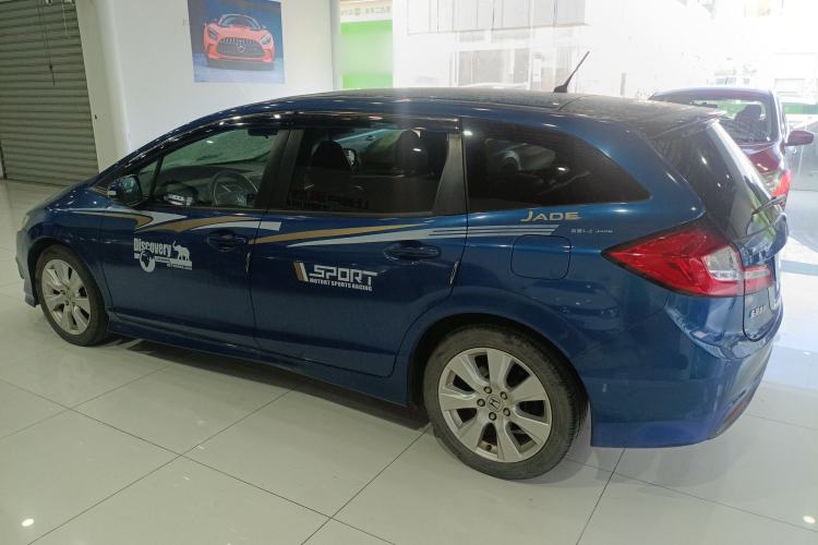 Used Honda Jade 2016 1.8L Automatic Comfort Elite Version 5 Seats Exterior 3