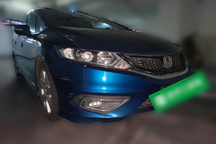 Used Honda Jade 2016 1.8L Automatic Comfort Elite Version 5 Seats Front Right 45 Deg