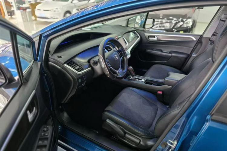 Used Honda Jade 2016 1.8L Automatic Comfort Elite Version 5 Seats Interior 6