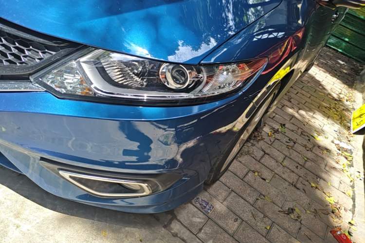 Used Honda Jade 2016 1.8L Automatic Comfort Elite Version 5 Seats Left Front Headlight