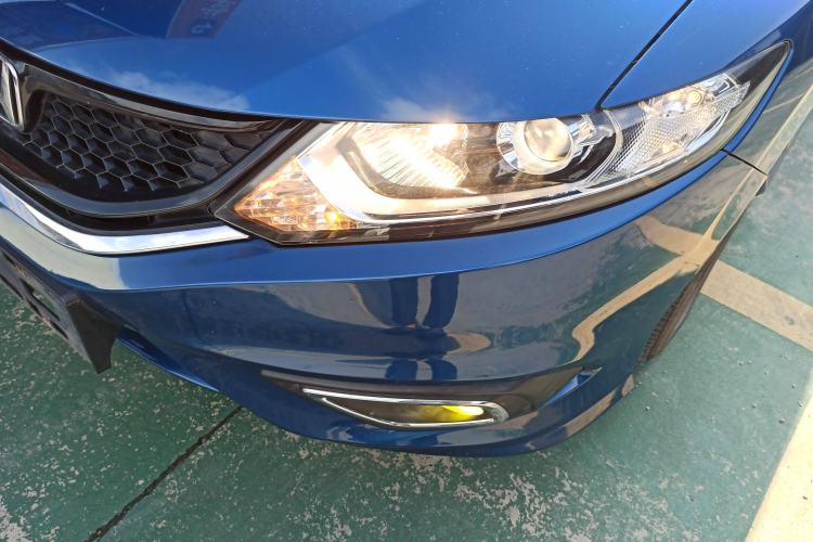 Used Honda Jade 2016 1.8L Automatic Comfort Elite Version 5 Seats Left Front Headlight