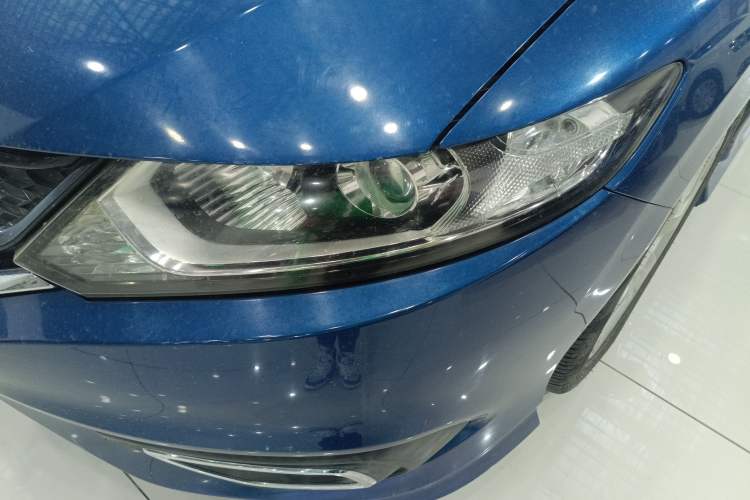 Used Honda Jade 2016 1.8L Automatic Comfort Elite Version 5 Seats Left Front Headlight