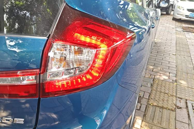 Used Honda Jade 2016 1.8L Automatic Comfort Elite Version 5 Seats Right Rear Taillight