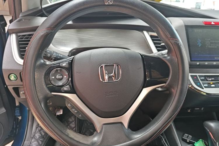 Used Honda Jade 2016 1.8L Automatic Comfort Elite Version 5 Seats Steering Wheel