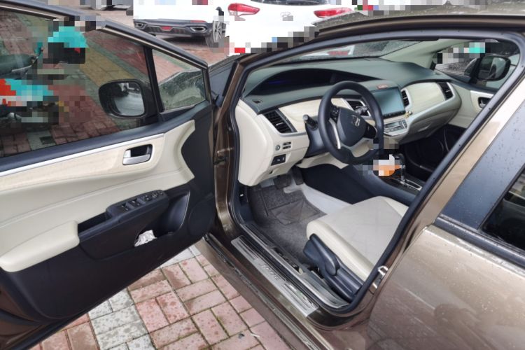 Used Honda Jade 2016 1.8L Automatic Comfort Elite Version 5 Seats Driver Seat