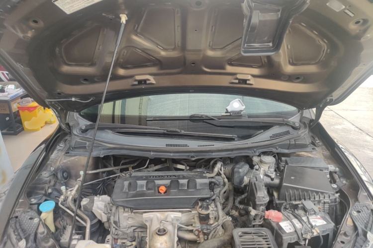 Used Honda Jade 2016 1.8L Automatic Comfort Version 5 Seats Engine Bay