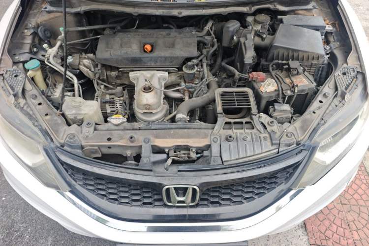 Used Honda Jade 2016 1.8L Automatic Comfort Elite Version 5 Seats Engine Bay