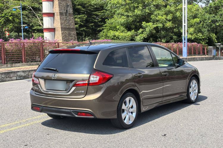 Used Honda Jade 2016 1.8L Automatic Comfort Elite Version 5 Seats Exterior 6
