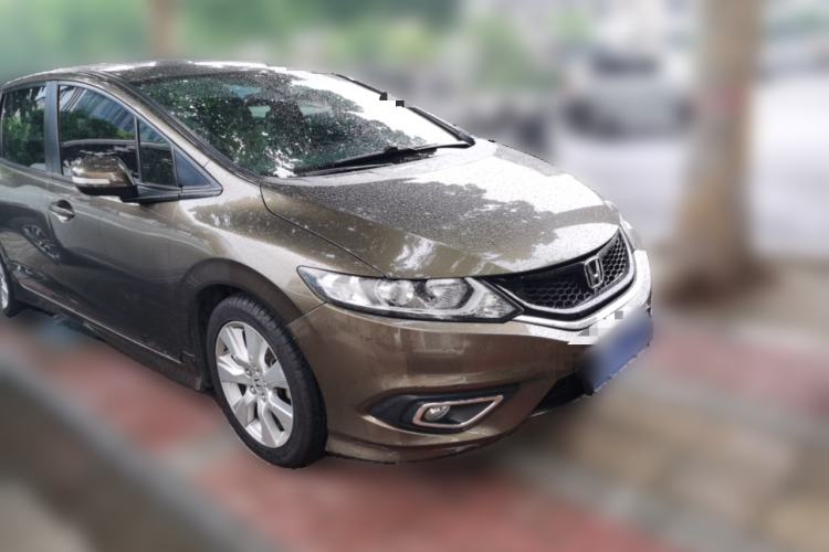 Used Honda Jade 2016 1.8L Automatic Comfort Elite Version 5 Seats Front Right 45 Deg