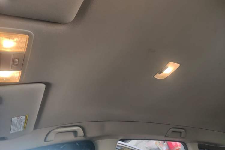 Used Honda Jade 2016 1.8L Automatic Comfort Version 5 Seats Headliner