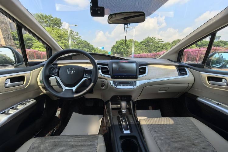 Used Honda Jade 2016 1.8L Automatic Comfort Elite Version 5 Seats Interior 5