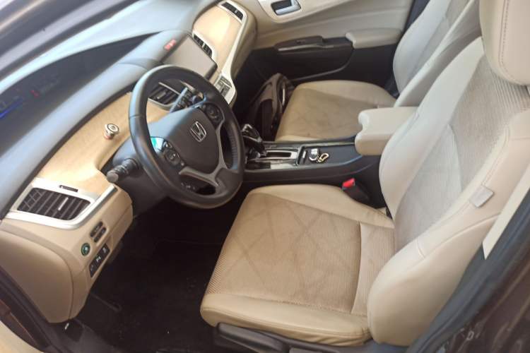 Used Honda Jade 2016 1.8L Automatic Comfort Elite Version 5 Seats Left Front Seat