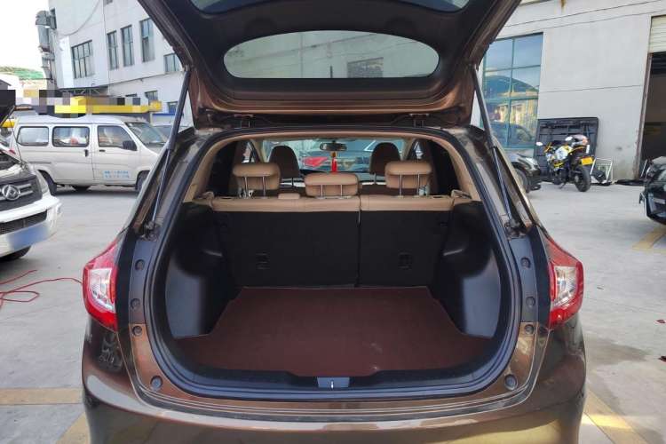 Used Honda Jade 2016 1.8L Automatic Comfort Elite Version 5 Seats Trunk
