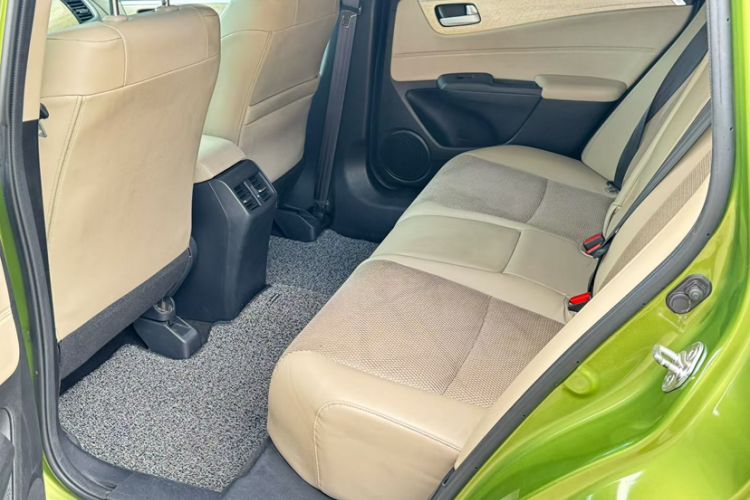 Used Honda Jade 2016 1.8L Automatic Comfort Version 5 Seats Interior 1